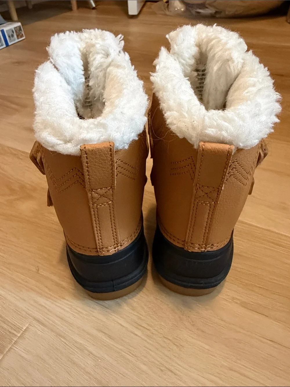Cat & Jack Tan and Black Kids Winter Mittens-Style Boots